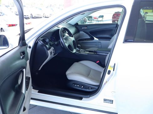 Used 2012 Lexus IS 350 w/ Premium Pkg Value Edition RWD image 14