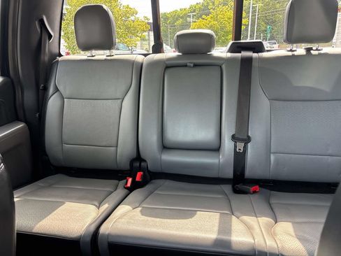 Used 2021 Ford F150 Lariat w/ Equipment Group 502A High AWD/4WD image 9