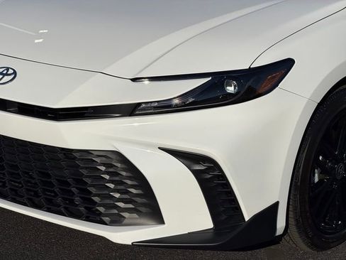 Certified 2026 Toyota Camry SE FWD image 10