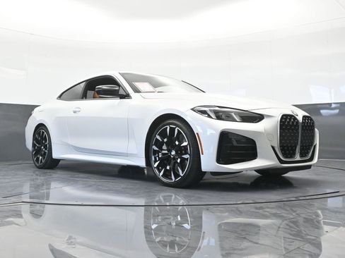 Used 2025 BMW 430i xDrive Coupe w/ M Sport Package AWD/4WD image 57