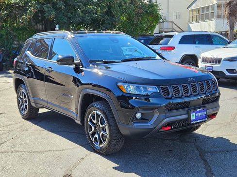 New 2026 Jeep Compass Trailhawk image 7