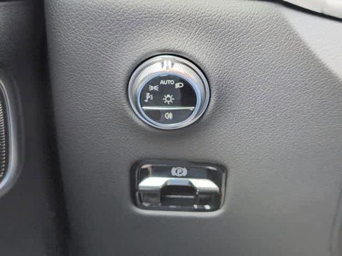 Used 2026 Mercedes-Benz GLC 300 image 25