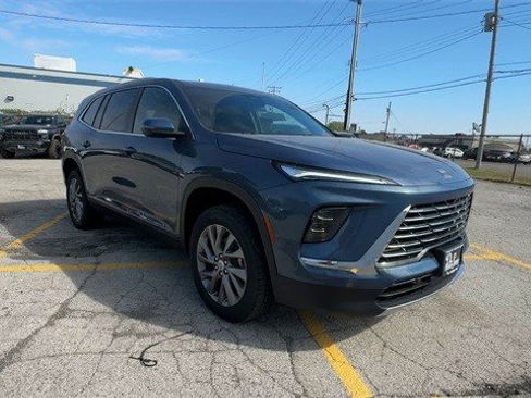 New 2026 Buick Enclave Preferred w/ Power Package image 2