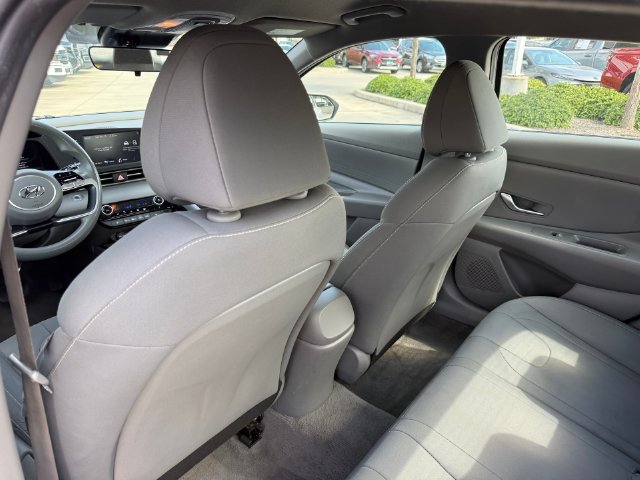 Used 2023 Hyundai Elantra Blue FWD image 20
