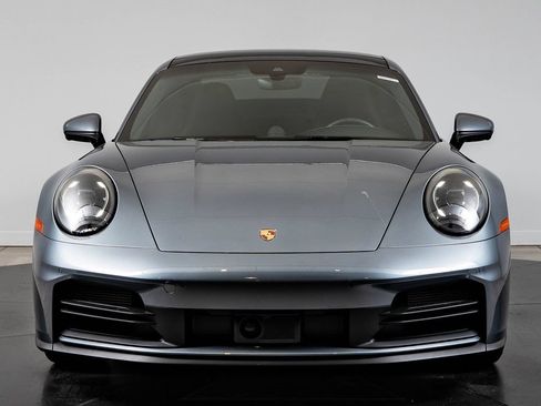 Certified 2025 Porsche 911 Carrera RWD image 11