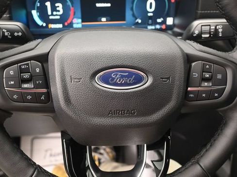 New 2026 Ford Ranger Lariat w/ FX4 Off-Road Package AWD/4WD image 10