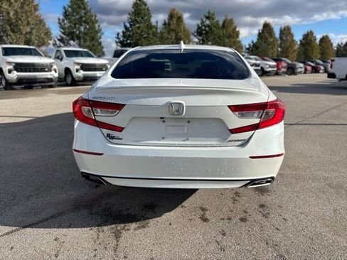 Used 2018 Honda Accord Sport image 5