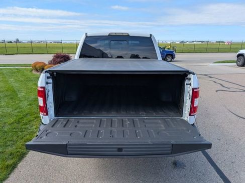 Used 2018 Ford F150 XLT w/ Equipment Group 302A Luxury AWD/4WD image 8