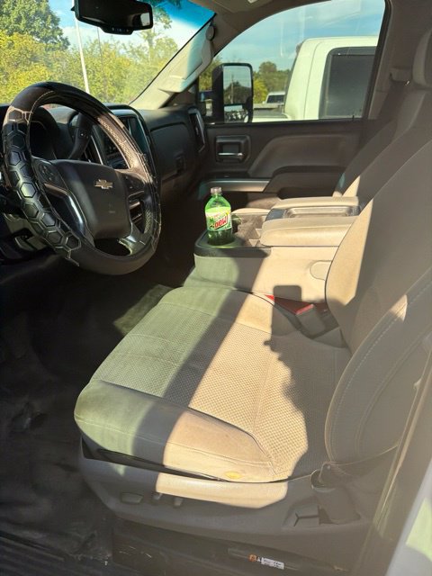 Used 2017 Chevrolet Silverado 2500 LT AWD/4WD image 6