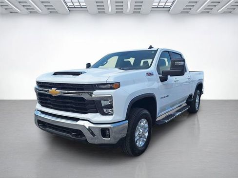 Used 2026 Chevrolet Silverado 2500 LT AWD/4WD image 8
