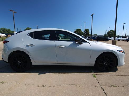 Used 2024 MAZDA MAZDA3 s FWD image 4