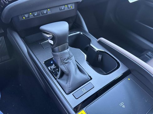 New 2025 Lexus ES 350 w/ Premium Package image 25