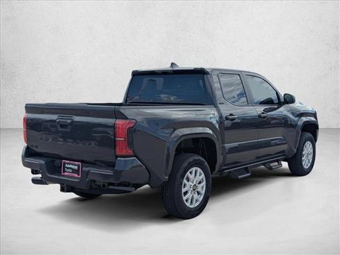 Used 2025 Toyota Tacoma SR5 image 2