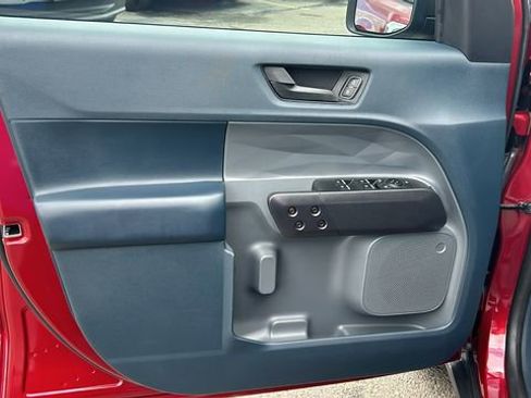 Certified 2025 Ford Maverick XLT w/ Black Appearance Package image 16