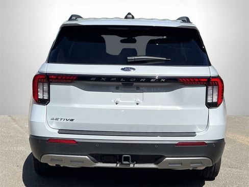 New 2025 Ford Explorer Active w/ Active Comfort Package image 27