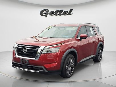 Used 2023 Nissan Pathfinder SL w/ SL Premium Package