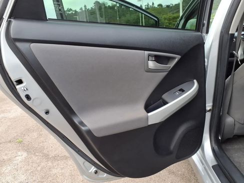 Used 2012 Toyota Prius Two FWD image 8