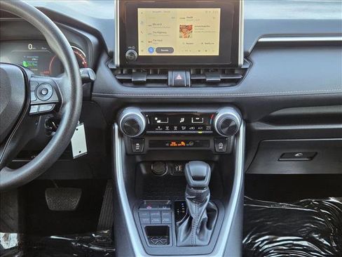 Certified 2025 Toyota RAV4 LE image 15