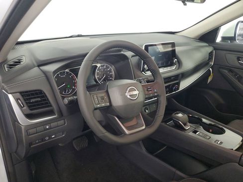 New 2026 Nissan Rogue SV FWD image 11