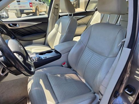Used 2015 INFINITI Q50 AWD w/ Navigation Package image 11