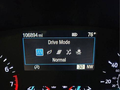 Used 2022 Ford Escape SE w/ Convenience Package FWD image 23