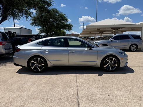 Used 2021 Hyundai Sonata SEL Plus w/ Tech Package FWD image 8