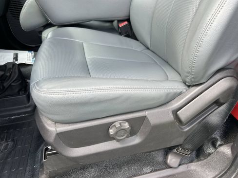 Used 2023 Ford F650 2WD Regular Cab Super Duty image 40