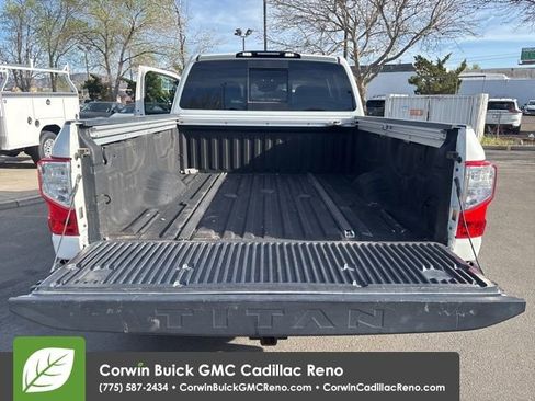 Used 2016 Nissan Titan PRO-4X image 30