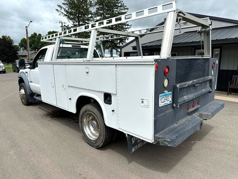 Used 2006 Ford F450 XL image 2
