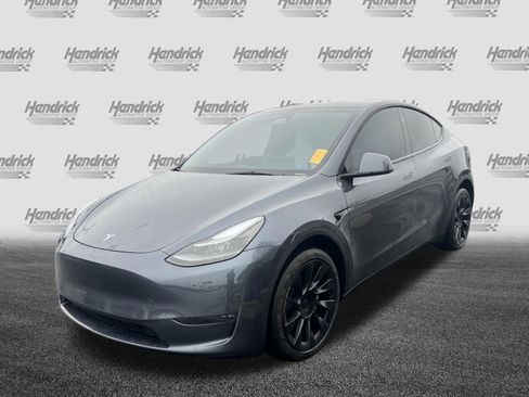 Used 2023 Tesla Model Y Long Range image 5