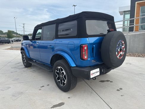 Used 2022 Ford Bronco Outer Banks image 3