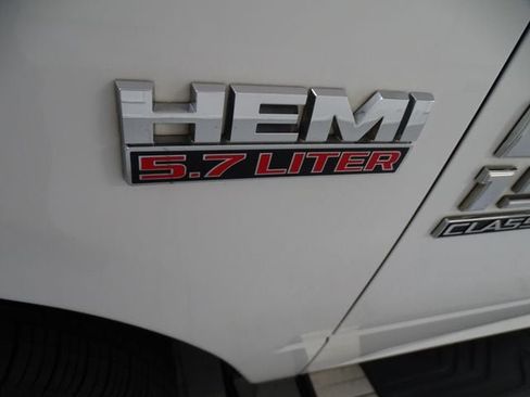 Used 2019 RAM 1500 Big Horn AWD/4WD image 23