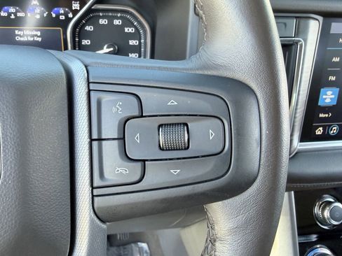 Used 2021 GMC Yukon Denali w/ Denali Premium Package image 22