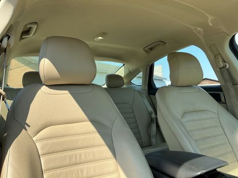 Used 2014 Ford Fusion SE w/ Equipment Group 202A FWD image 20