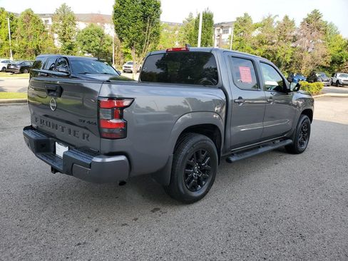 Certified 2023 Nissan Frontier SV w/ Midnight Edition Package AWD/4WD image 4