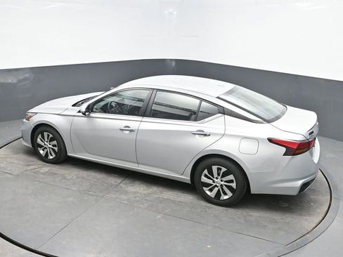 Used 2020 Nissan Altima 2.5 S FWD image 24