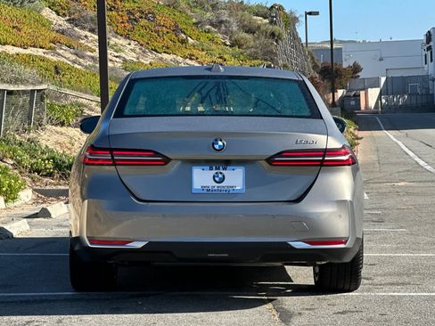 New 2026 BMW 530i RWD image 7