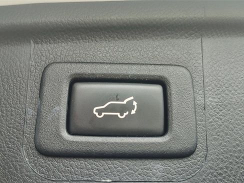 Used 2018 Subaru Outback 3.6R Limited image 34