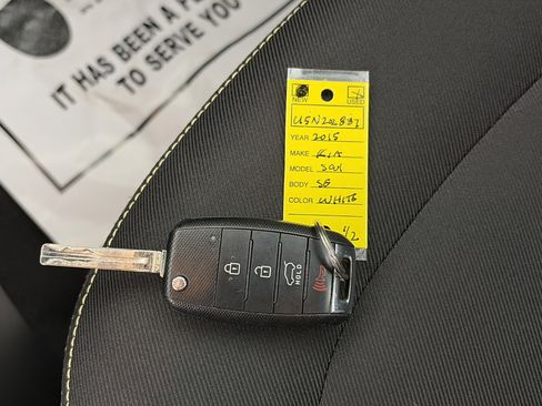 Used 2015 Kia Soul + FWD image 30