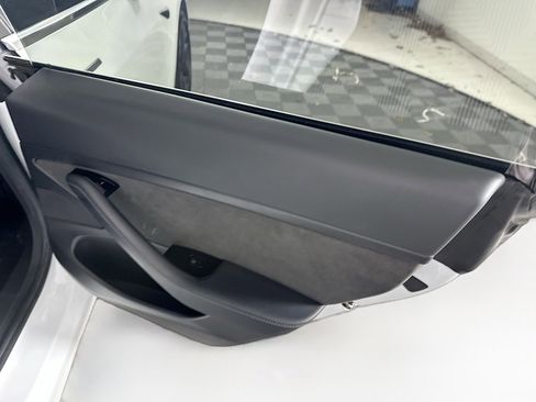 Used 2020 Tesla Model 3 Standard Range Plus image 29