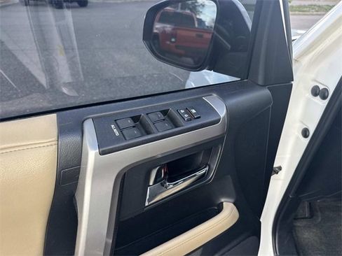 Used 2015 Toyota 4Runner 2WD image 16