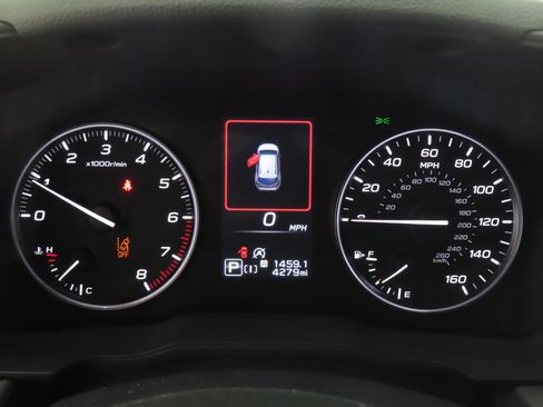 Certified 2025 Subaru Crosstrek 2.5i Limited w/ Crosstrek Mirror Package image 14