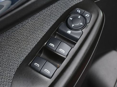 Used 2023 Chevrolet TrailBlazer LT w/ Convenience Package FWD image 14