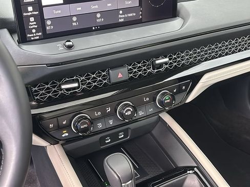 Used 2023 Honda Accord Touring image 20