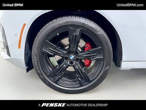 Used 2025 BMW X3 xDrive30i w/ M Sport Package AWD/4WD image 2