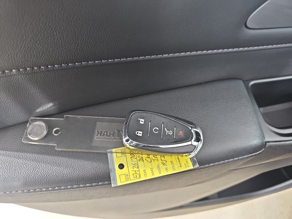 Certified 2023 Chevrolet Traverse LT FWD image 43