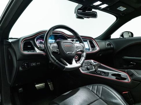 Used 2016 Dodge Challenger SRT Hellcat image 23