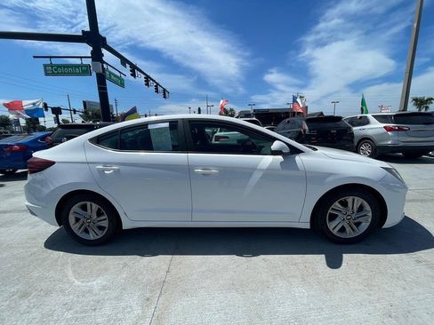 Used 2019 Hyundai Elantra SEL w/ Cargo Package FWD image 8