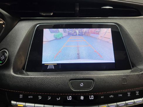 Used 2019 Cadillac XT4 Sport FWD image 33
