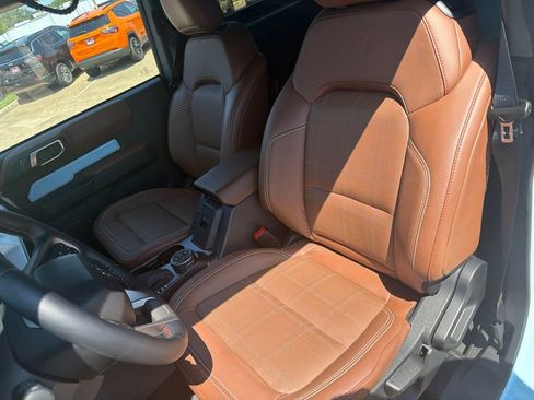 Used 2024 Ford Bronco Heritage Edition AWD/4WD image 14